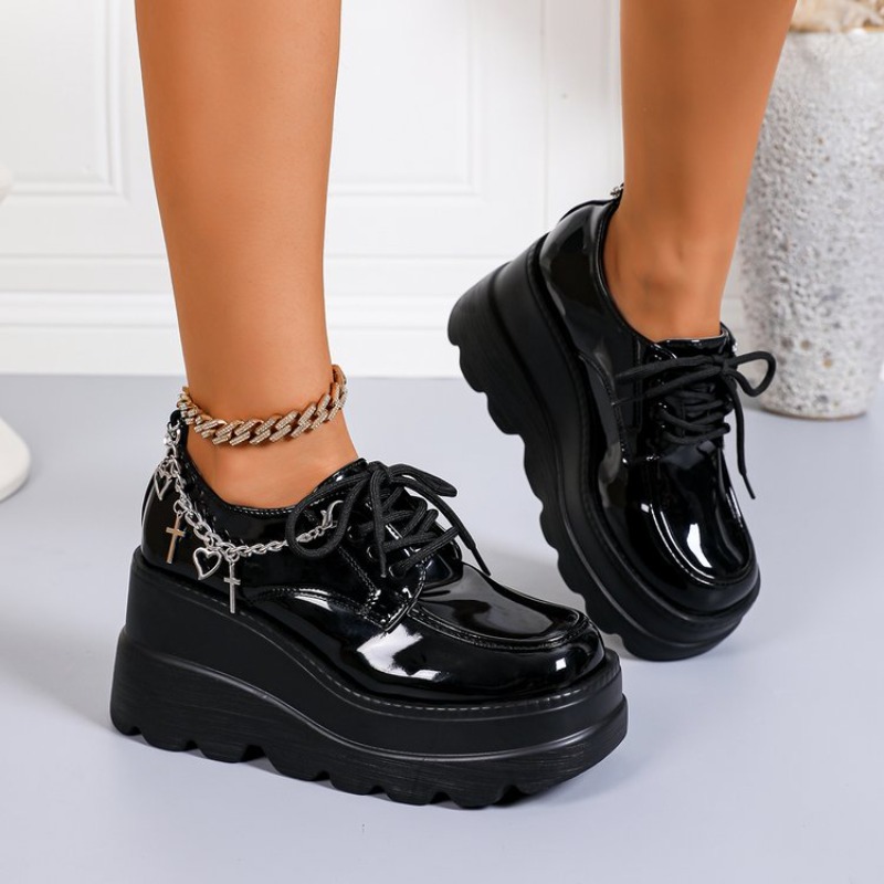 Black Glossy Lace-Up Platform  - Women'S Shoes Loafers Black recension och pris